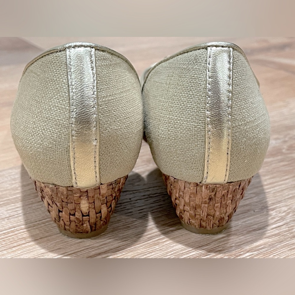 Matisse Estee Khaki Canvas and Gold Leather Open Toe Basket Weave Wedge 7.5 - Picture 10 of 13